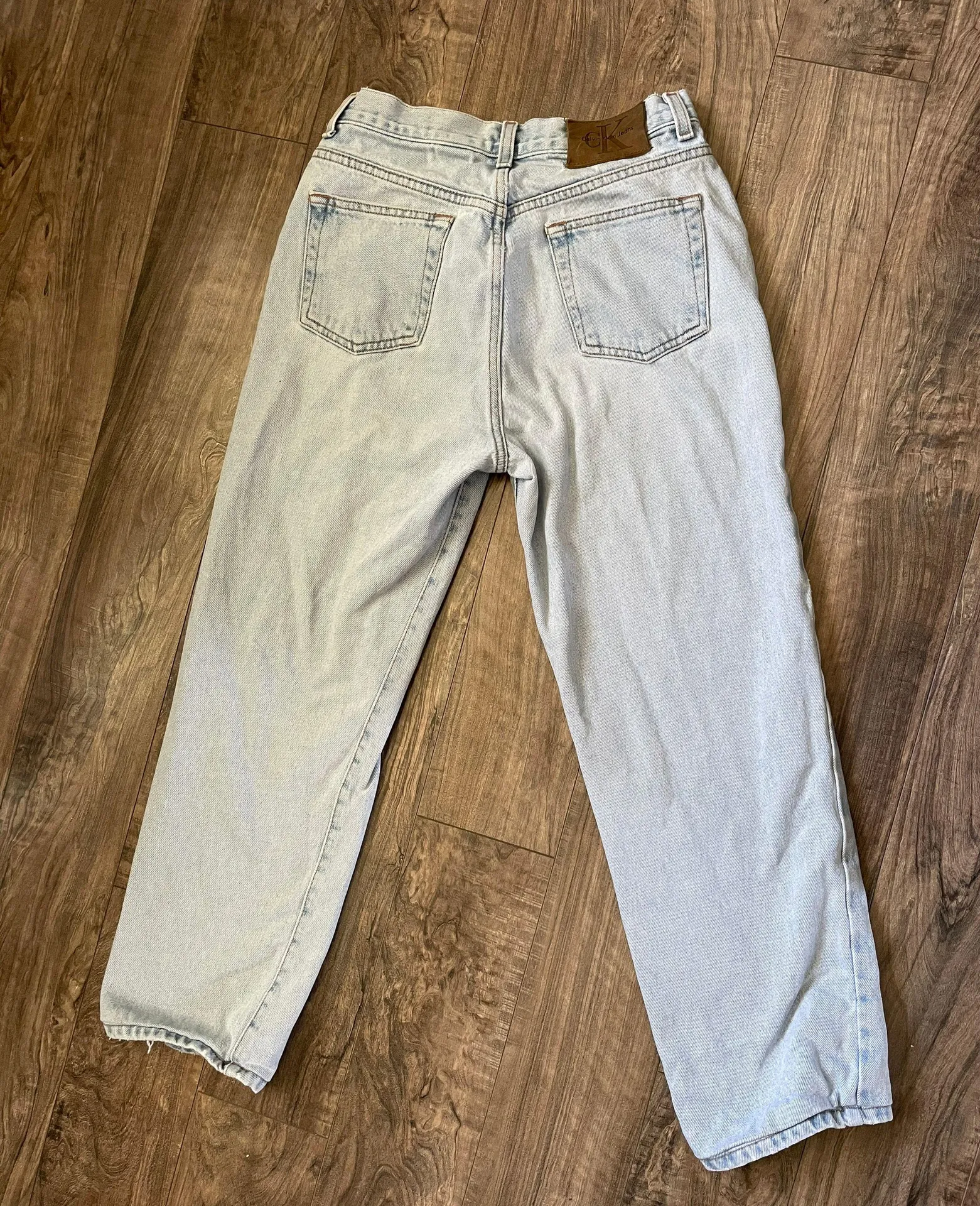 Calvin Klein Mom Jeans - Image 2