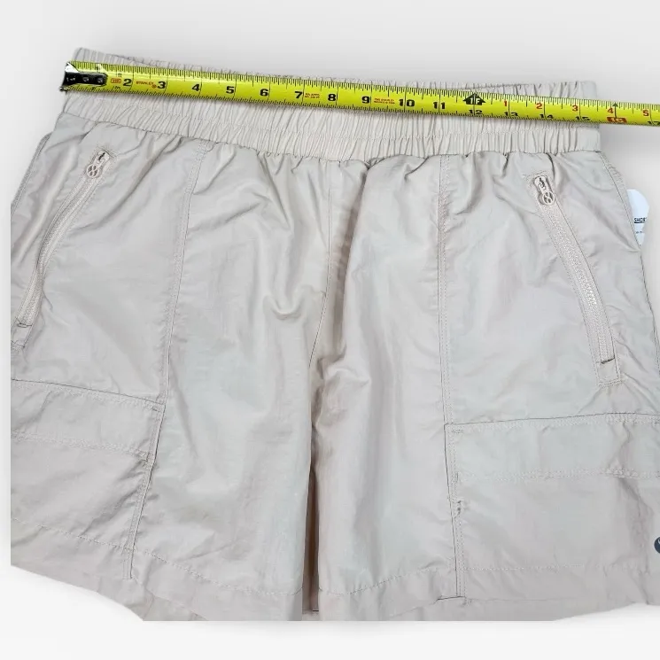 Layer 8 Cargo Shorts Womens Size M Beige Utility Elastic Waist Zip Pockets Size M - Image 6