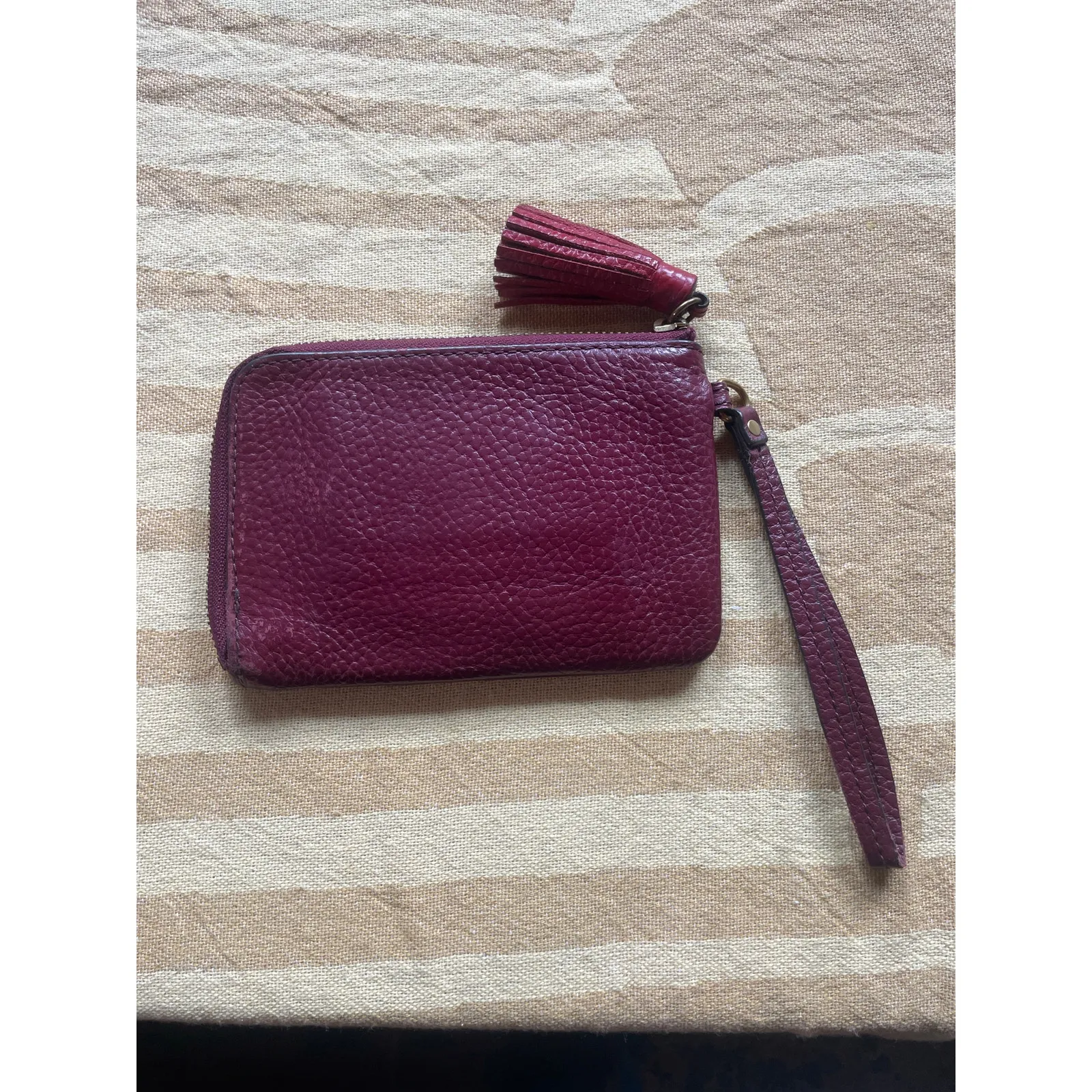 Vintage Y2K FOSSIL Burgundy Zip Wristlet Mini Bag Purse Pebbled Leather Wallet - Image 4