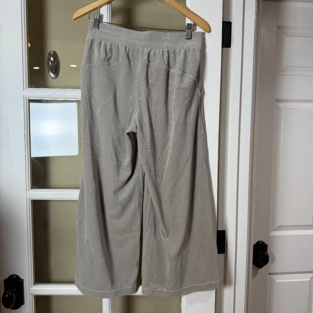 Lululemon Velvet Cord Scuba Jacket & Wide Leg Pants Riverstone Taupe Size 6/8 - Image 12