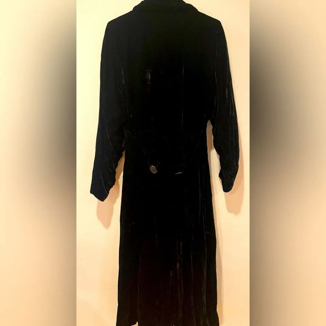 Vintage Full Length Black Velvet Long Coat size 00-0 - Image 2