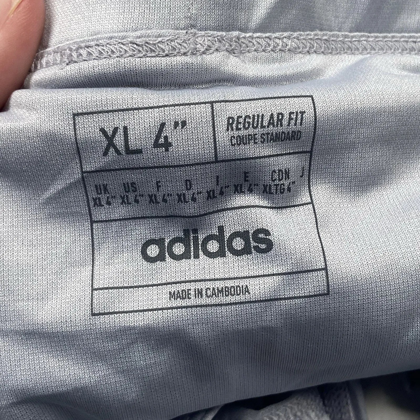 NEW Adidas Women Sz XL 4" Running Shorts Gray Active Performance Pockets - Image 4