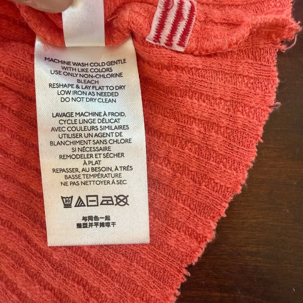 URBAN OUTFITTERS BDG Ribbed Cropped Button Front Sweater Tank Size medium - Image 9