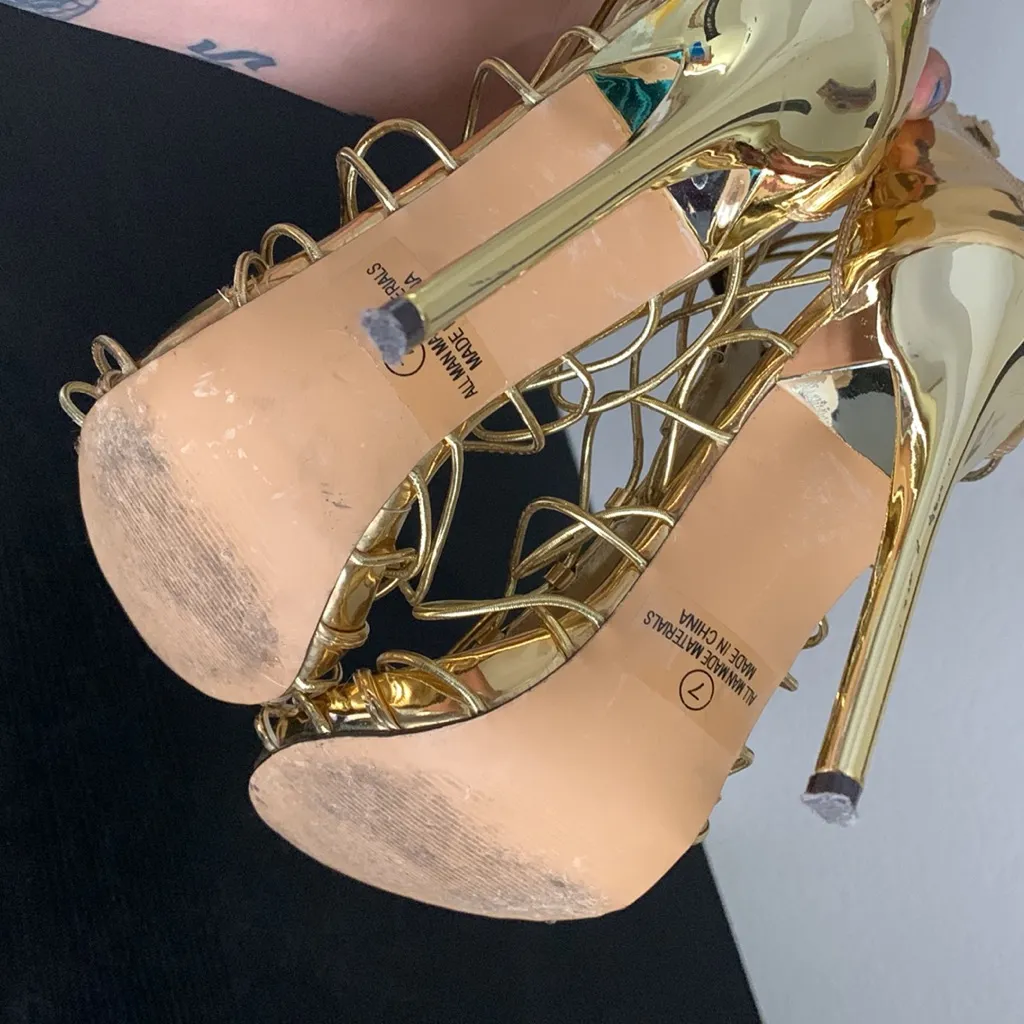 Gold Gladiator Heels Size 7 - Image 8