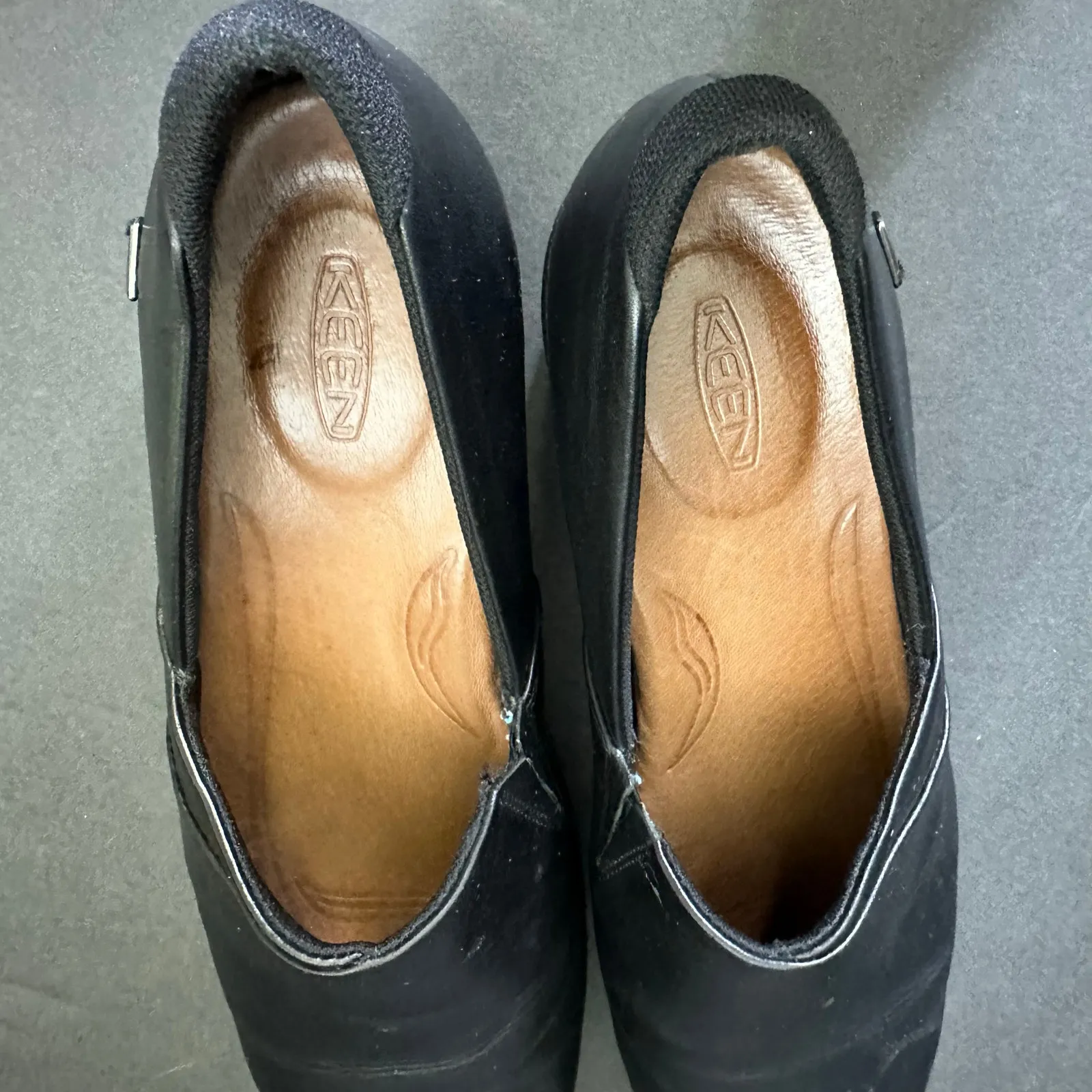 Keen size 10 Mora Clog Leather Comfort Slip On Shoes Black - Image 7