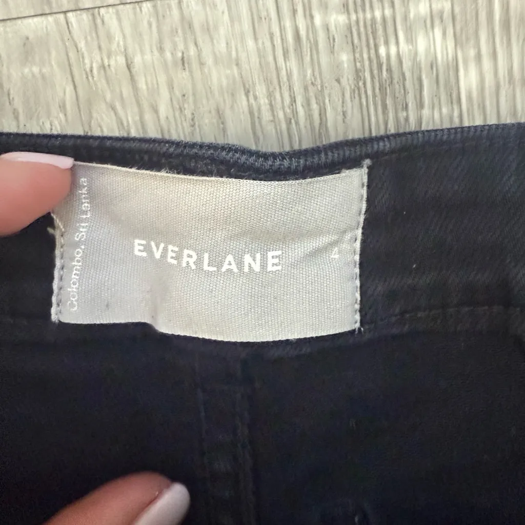 Everlane Way-High Canvas Shorts in Black – Size 4 - Image 3