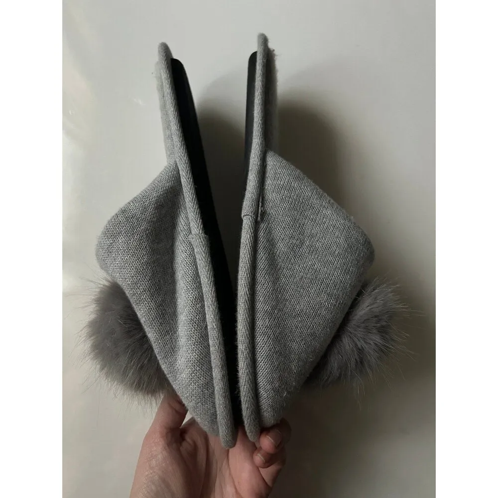 Victoria's Secret Knit Pom-Pom Slippers Grey VS size L - Image 2