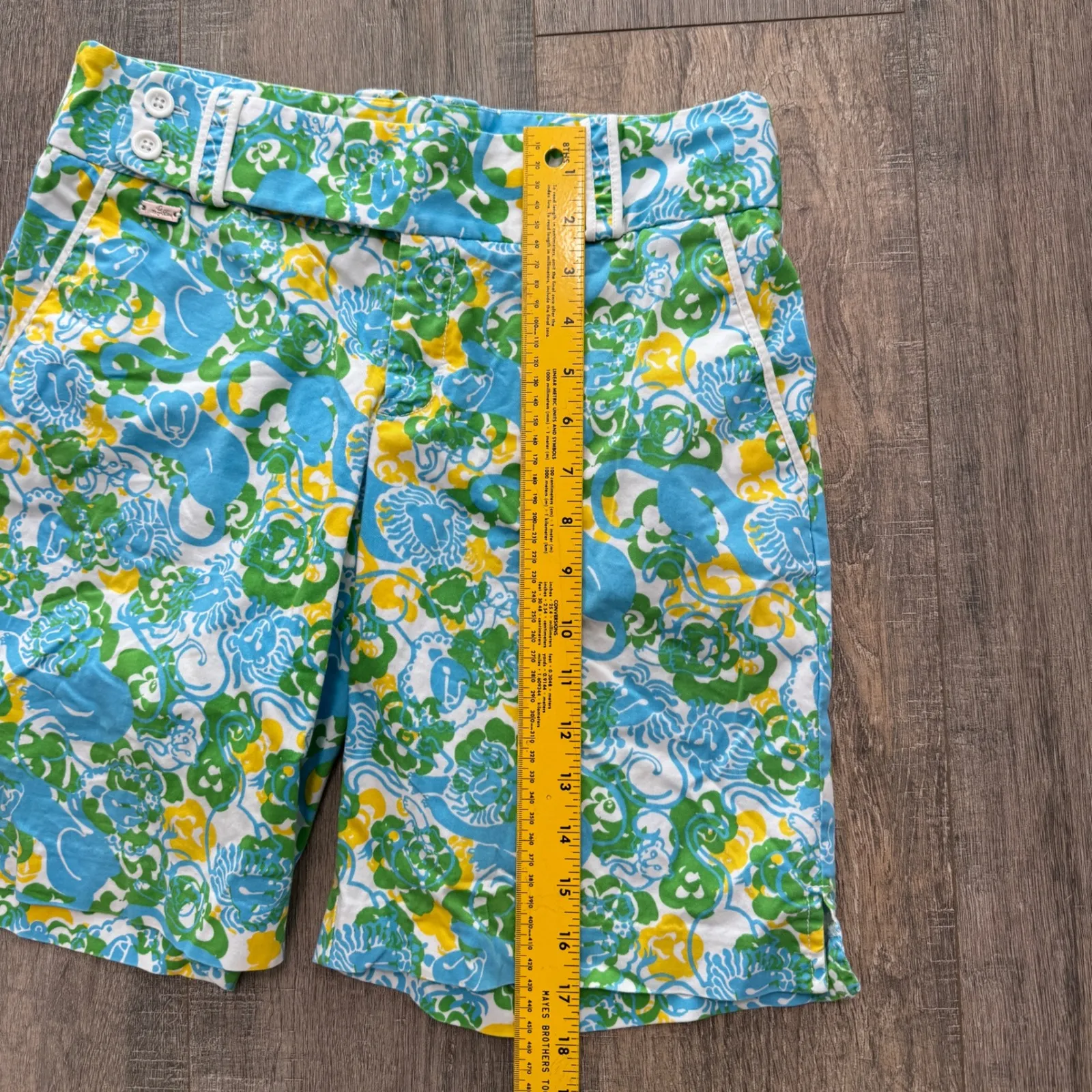 Lilly‎ Pulitzer Bermuda Shorts Size 4 Lion Floral Print Golf Resort Casual - Image 8