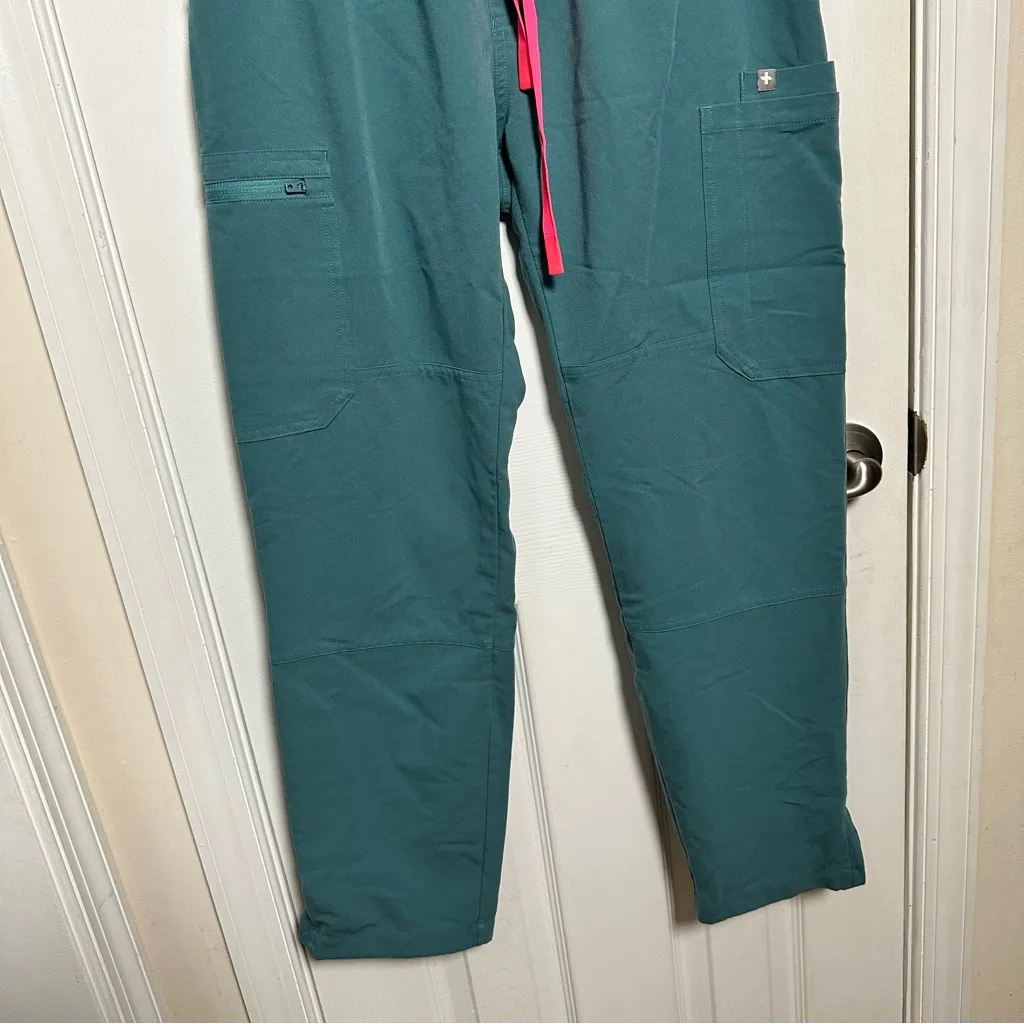 FIGS Scrub Pants Women’s Size Medium - Image 3