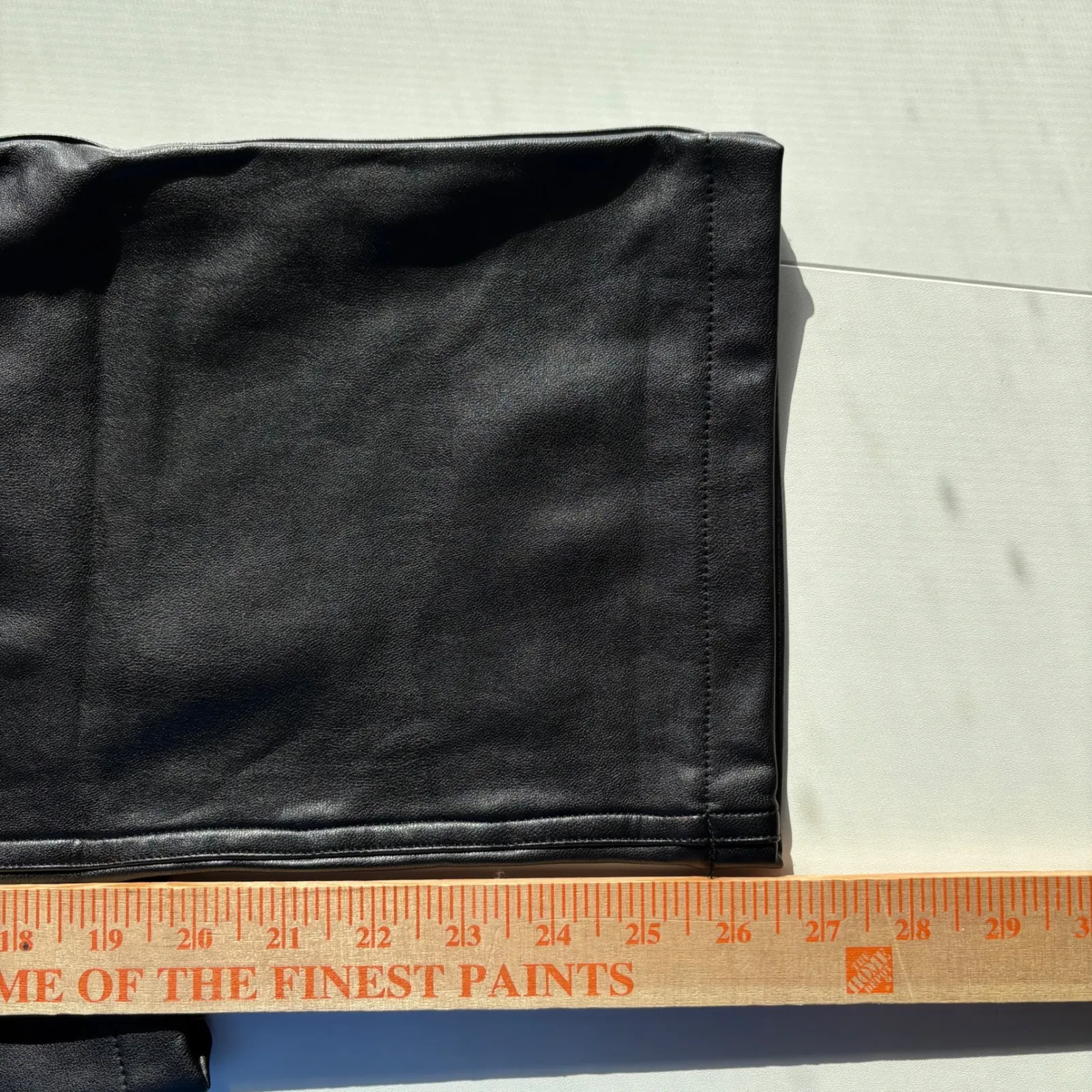 Abercrombie‎ Fitch Black Vegan Leather High Rise Relaxed Fit Pants Women's 26 - Image 7