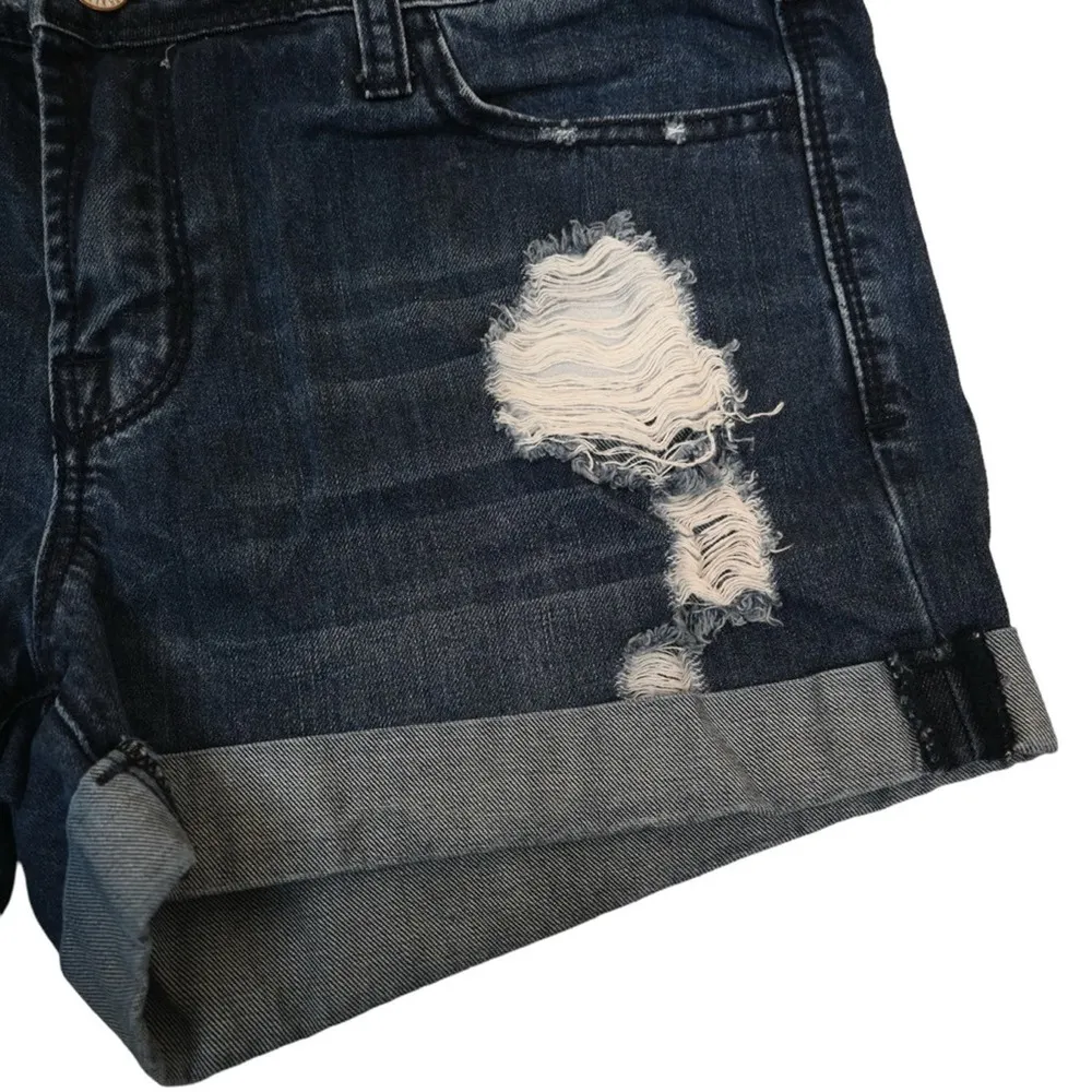 Klique B Womens 8 Cuffed Distressed Denim Jean Shorts - Image 5