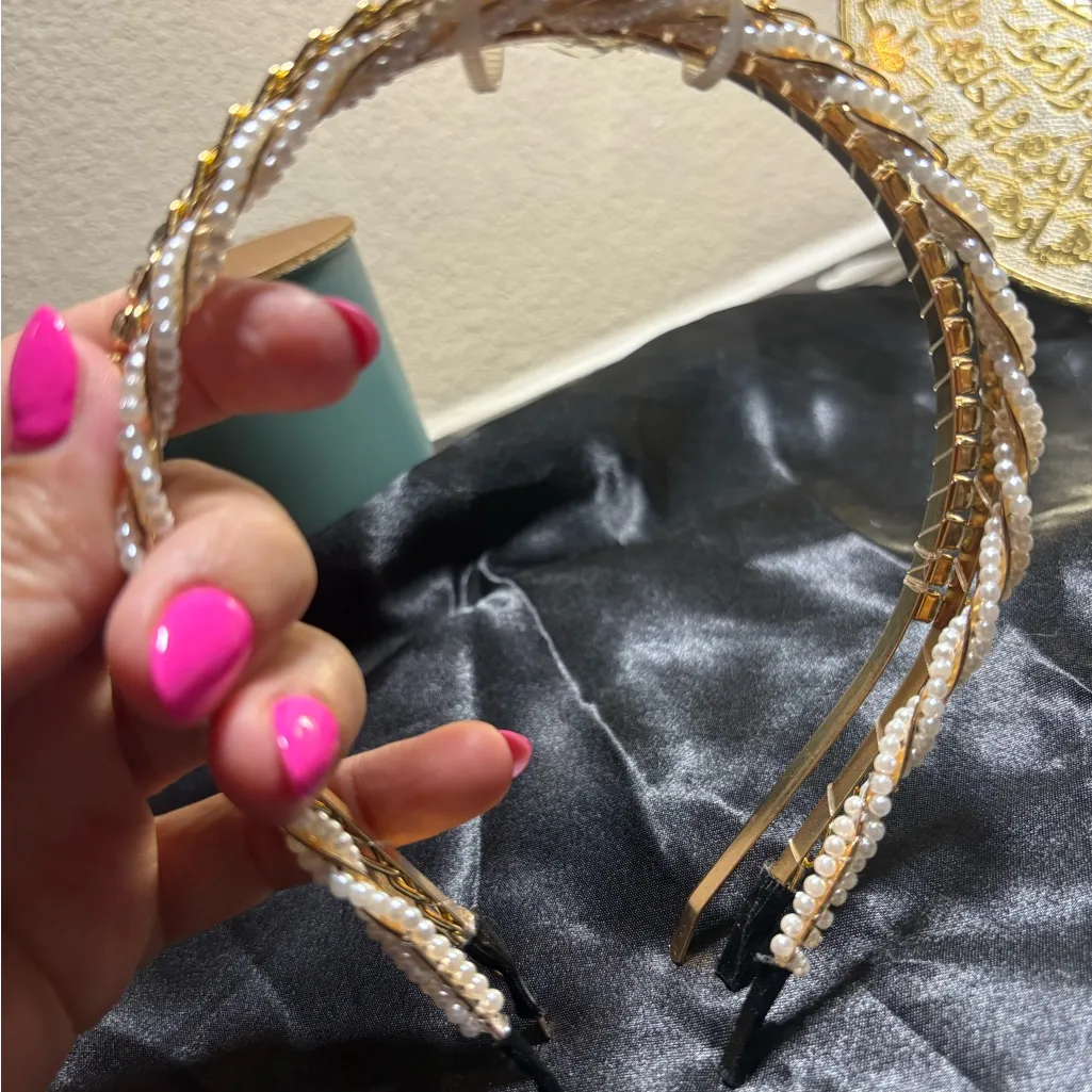 Elegant multi Gold and Pearl Headbands Set - Image 5