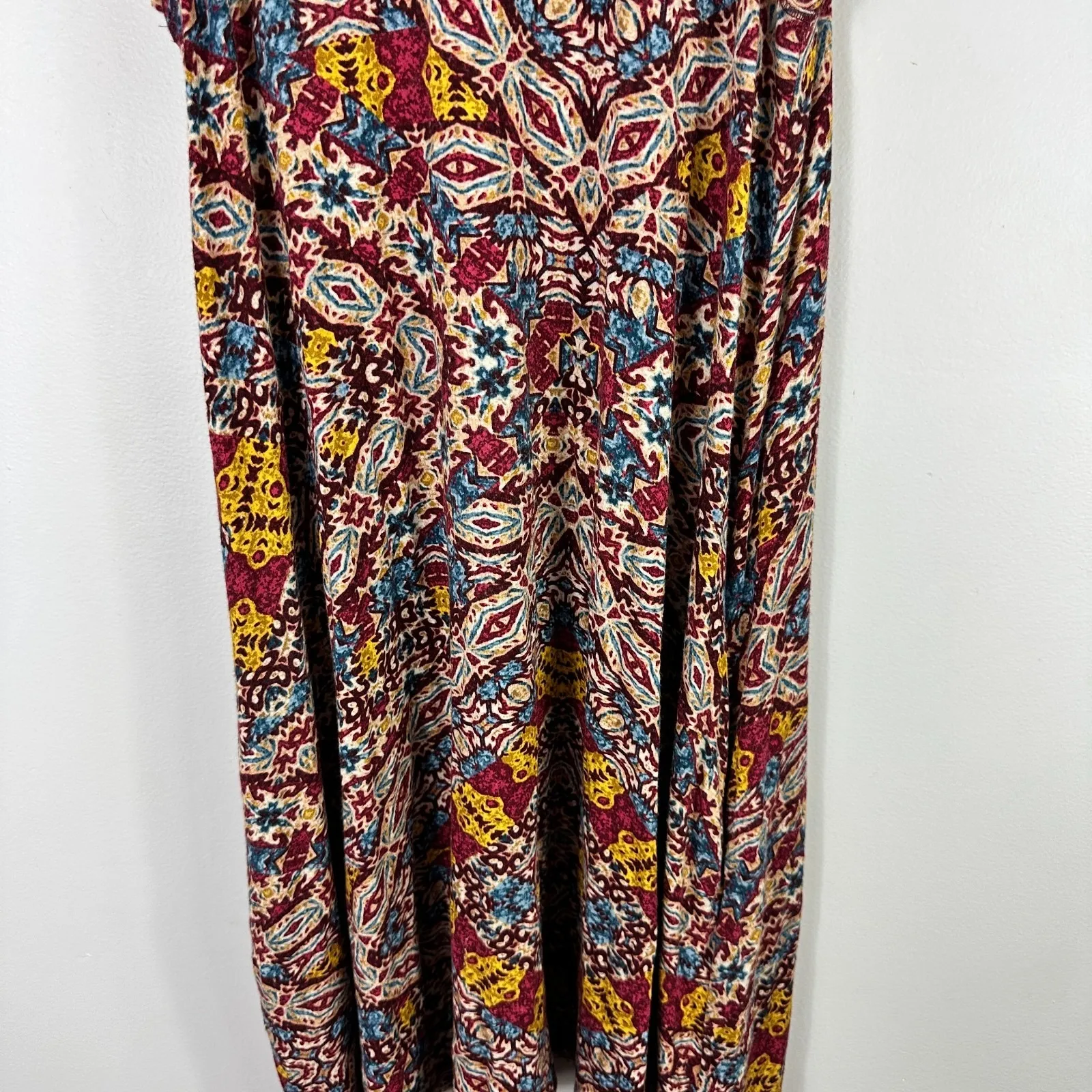 Maeve Sleeveless Dress Womens Small Red Boho Abstract Print‎ Midi Festival Indie - Image 3