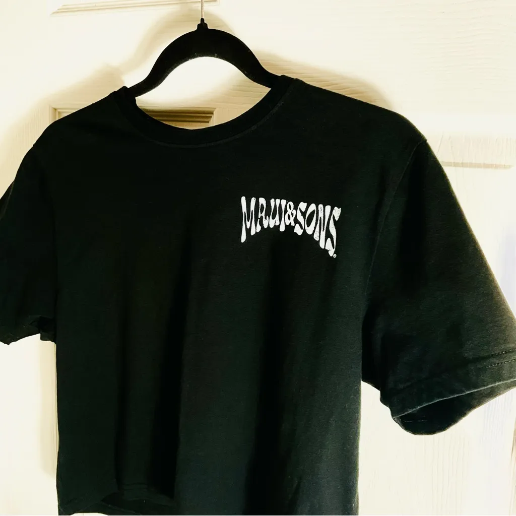 Maui and Sons Black Short Sleeve Crop Tee Size Medium - Image 3