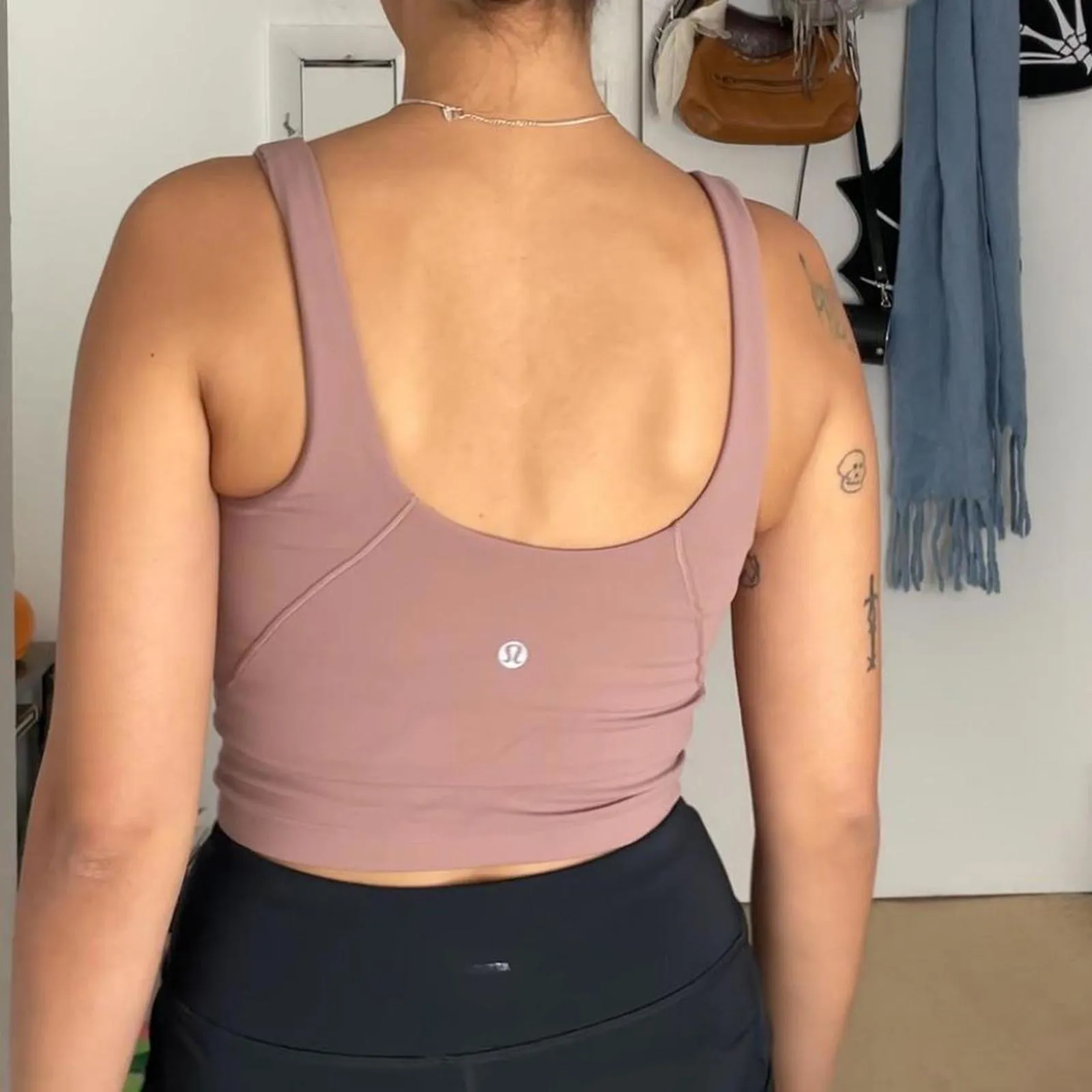 Light mauve Lululemon align tank in a size 2 - Image 2