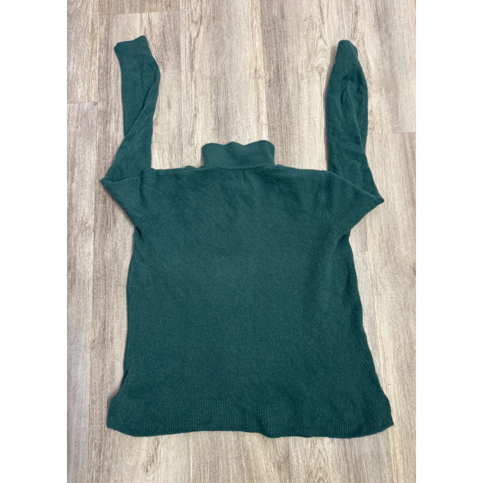 J. Crew Extra Soft Pullover Sweater Teal Green V-Neck Size Large - Image 3