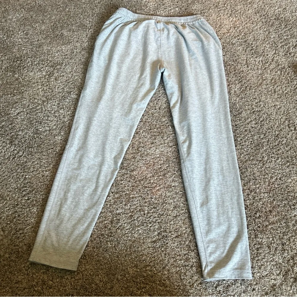 Outdoor Voices Women’s Grey Pullon Sweatpants Sz Large - Image 8