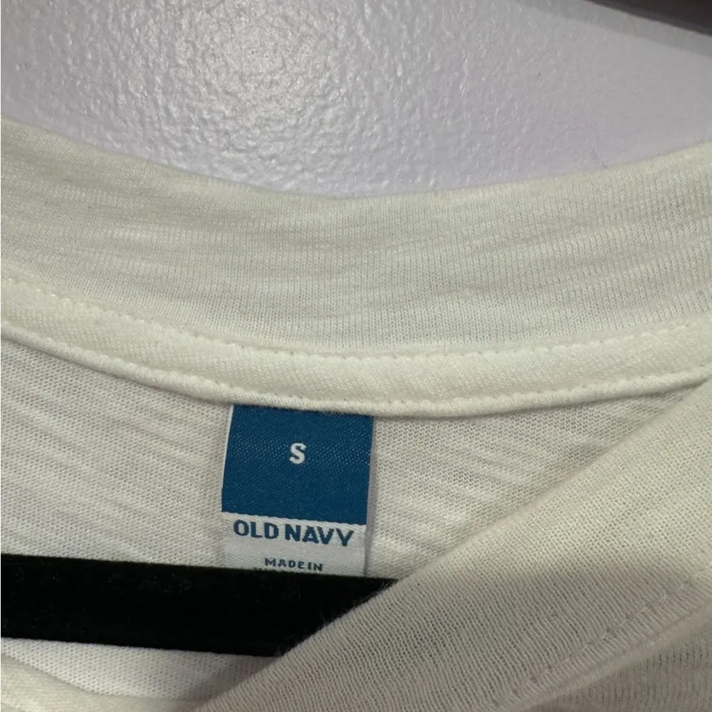 White tiered old navy oversized dress - Image 2