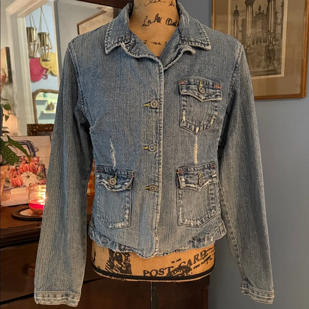 Rampage Y2K Light Blue Distressed Denim Blue Jean Jacket - Image 5