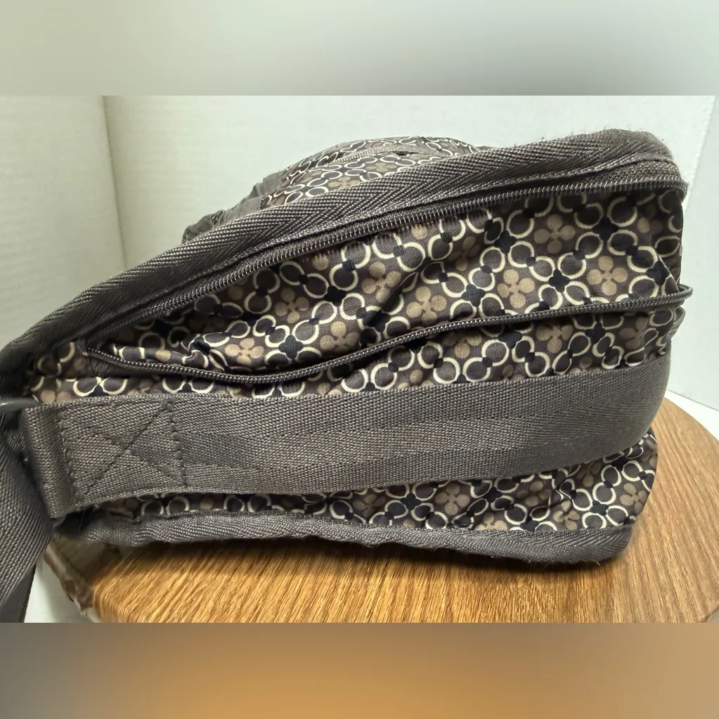 LeSportsac Deluxe Everyday Expandable Crossbody Geometric Nylon Purse Bag - Image 7