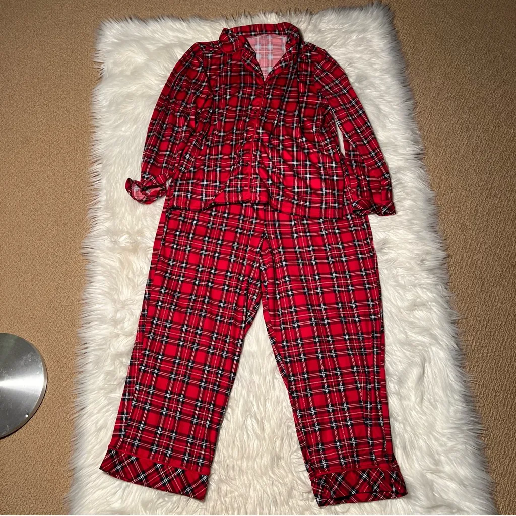 Draper James  Pajama Set Red Navy White Plaid - Image 2