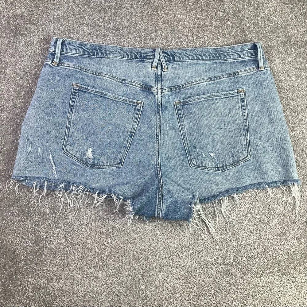 Good American Good '90s Shorts Women's 18 Blue High Rise Cutoff Denim Distressed - Image 2