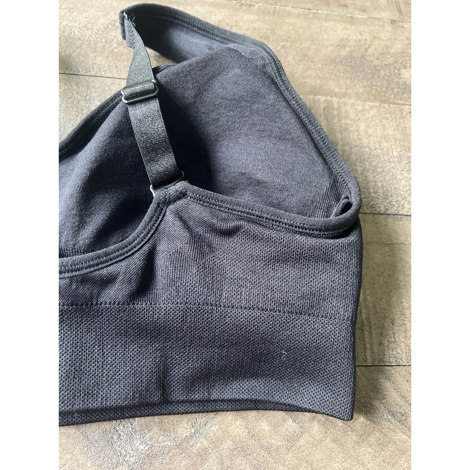 Puma Women's Black Padded Adjustable Straps Sports bra Size Small‎ - Image 6