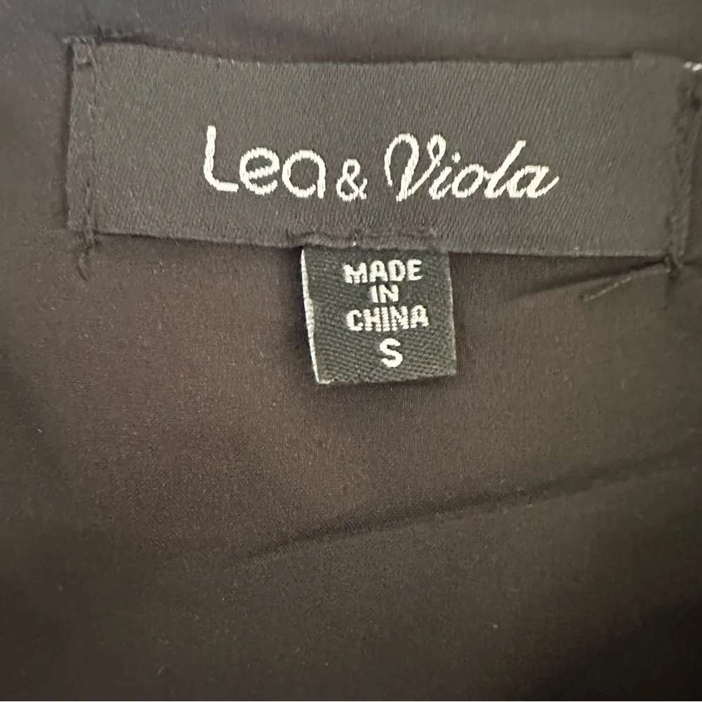 Lea & Viola Elegant Black Top - Image 3