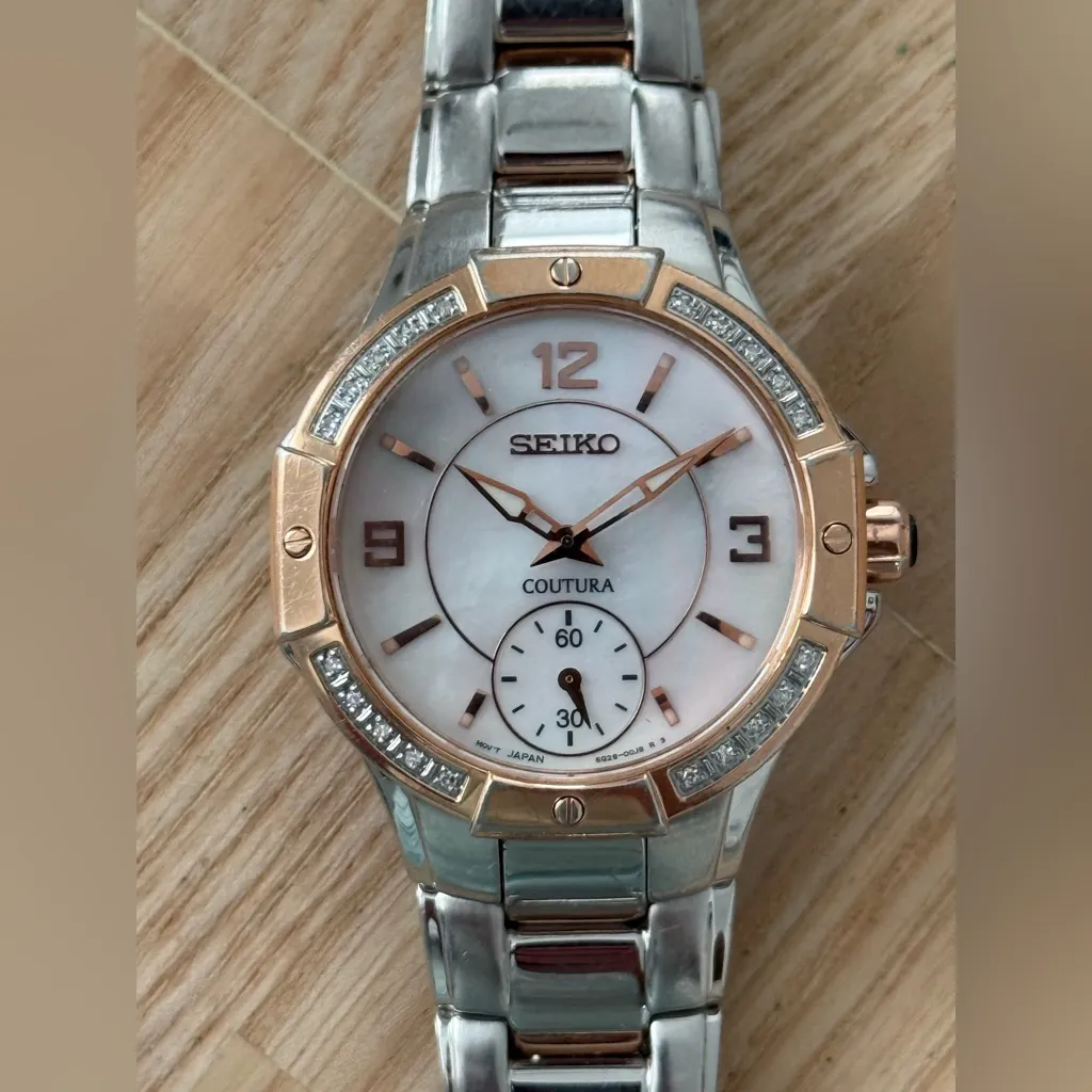 Seiko Coutura Diamonds Rare Ladies Watch Two-Tone Case Bracelet Pearl Dial - Image 5