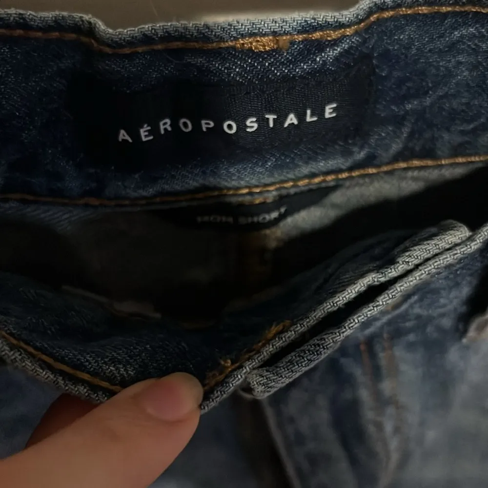 denim jean shorts light wash - Image 2