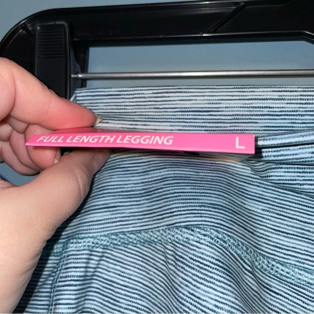 Gottex Peacock Stripe Inter-Luxe Full Length Leggings Size Large - Image 7