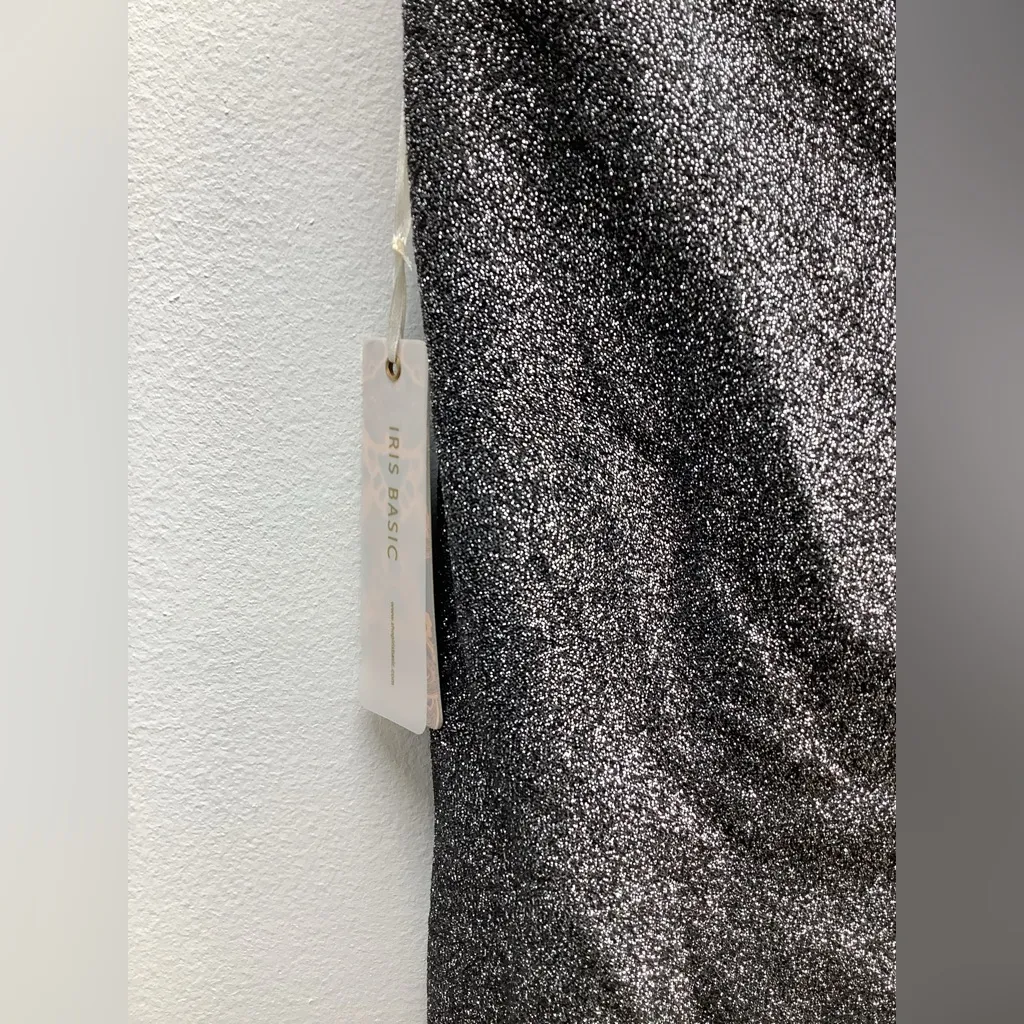 Iris Basic Size Large arkling Gray Leggings With Side Stripe. New With Tags - Image 6