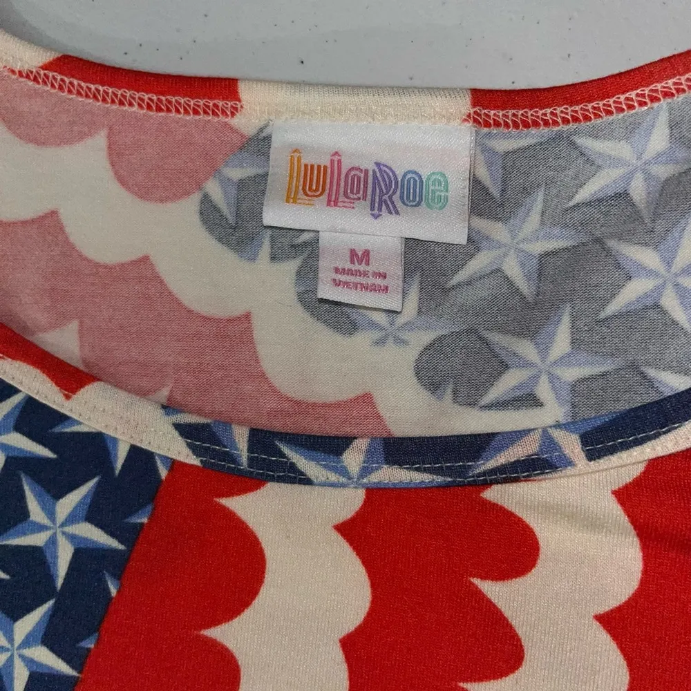 LuLaRoe NWT  Irma Patriotic Shirt - Image 6