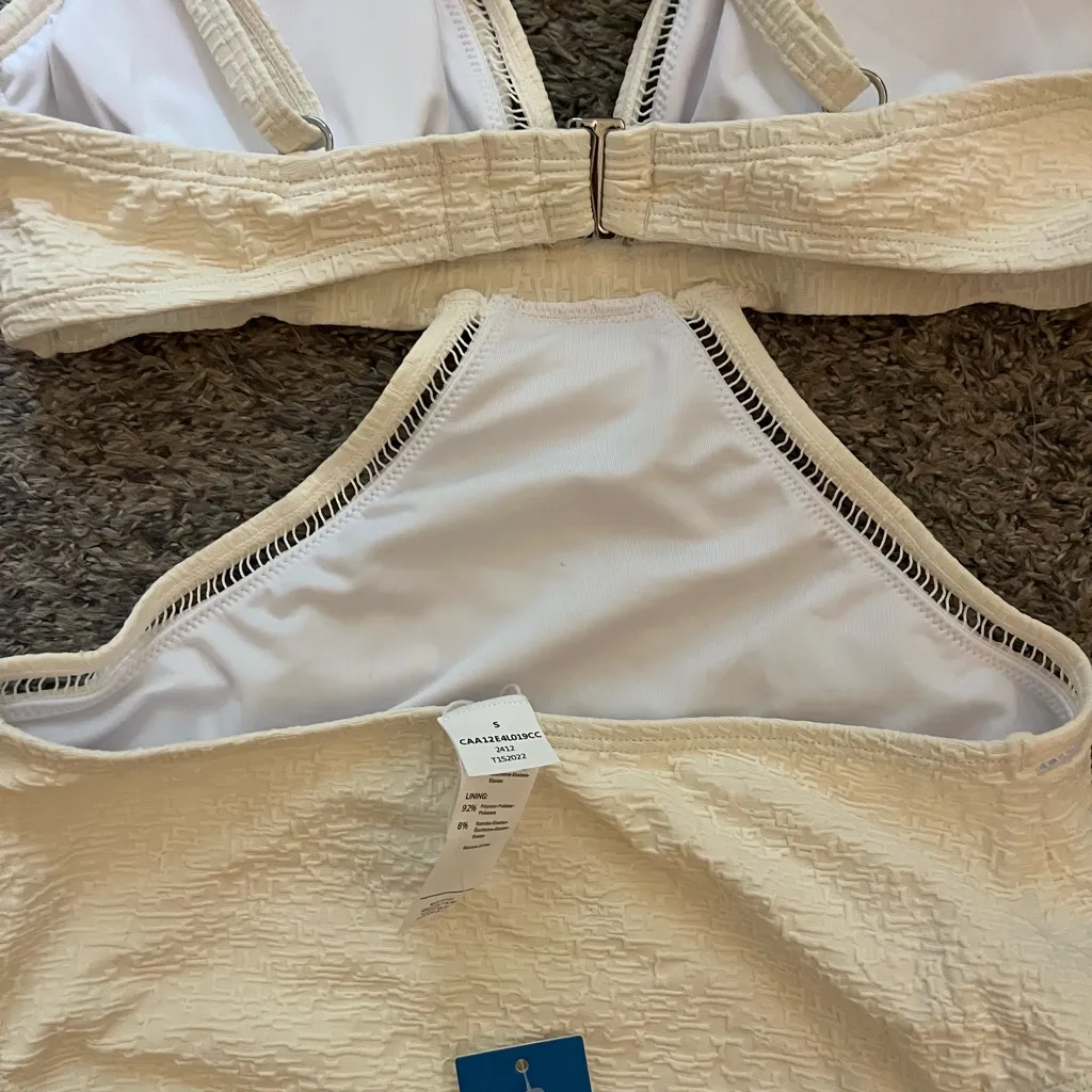 Cupshe NWT White Textured One-Piece Swimsuit - Image 8