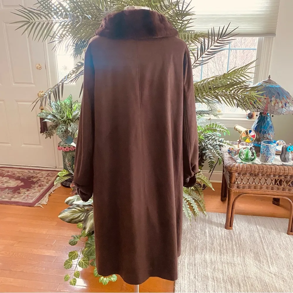 🌹HP🌹VINTAGE LUXURY REVERSIBLE FUR & SUEDE LONG COAT Brown Size L - Image 9