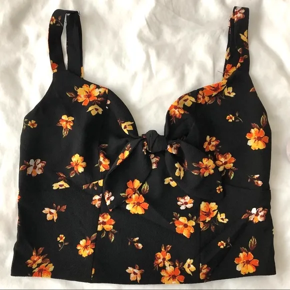 New  Floral Bow Tie Front Cropped Tank Top Black Orange Juniors Size Medium - Image 6