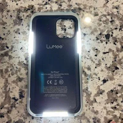 lumee light up iphone 12 pro max case - Image 4