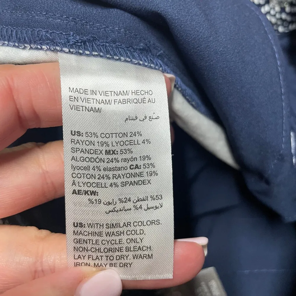 Chicos Womens Navy Blue White Polka Dot High Waist Capri Ankle Pants 6 Small - Image 5