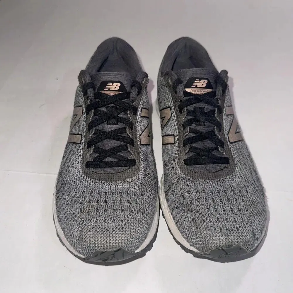 New Balance Athletic Gym Walking Hiking Outdoor Sneaker Shoes Size 9.5 Ladies - Image 4