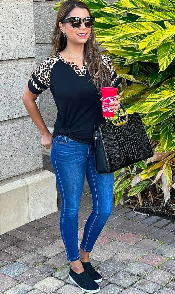 Women’s Casual Black/Leopard Print Color Block Short Sleeve Top | MEDIUM | - Image 4