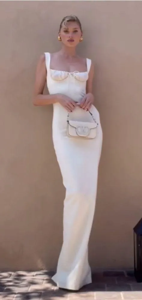 NWOT Helsa gown White Size M - Image 2