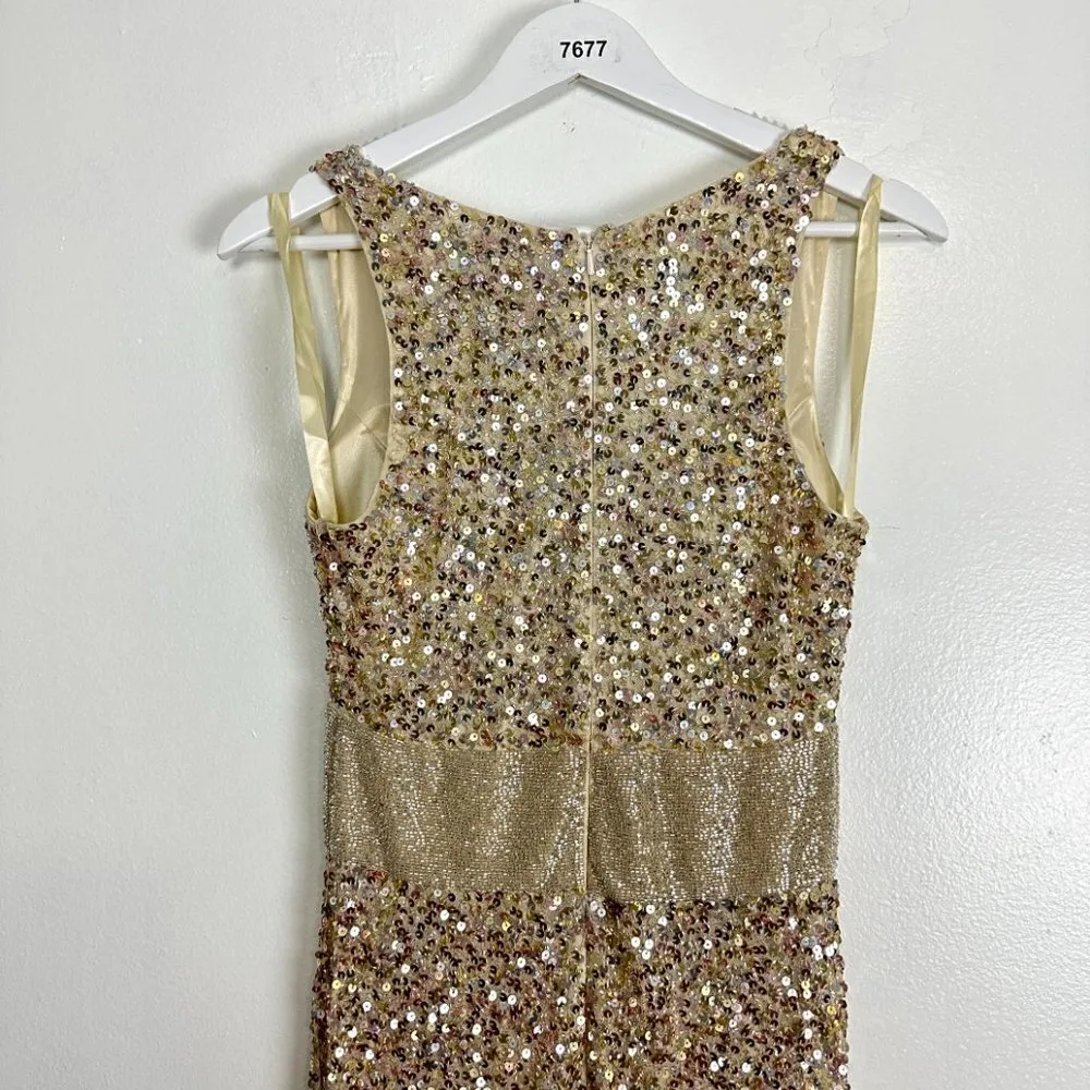 MAC DUGGAL Sequined Sleeveless V Neck Column Gown in Nude Gold Size US 2 - Image 9