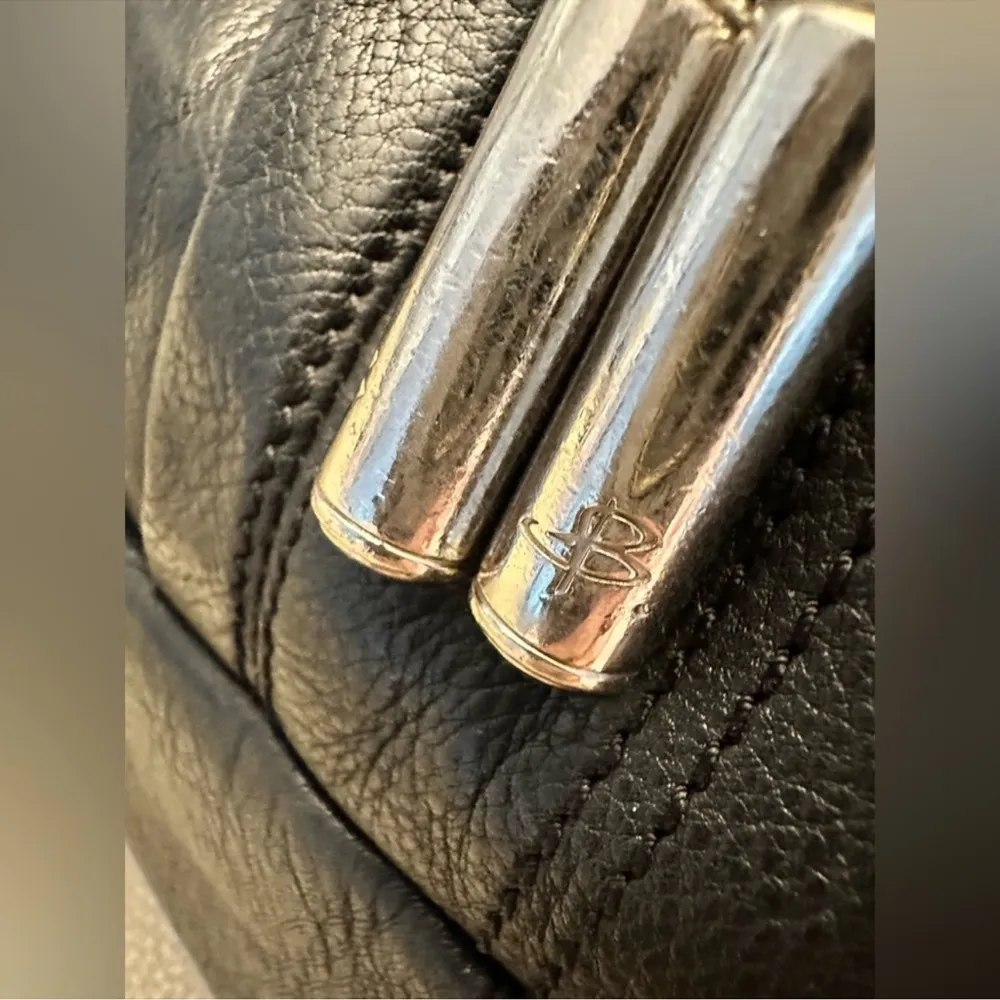 B Makowsky Black Leather Hobo Shoulder Bag Y2K
Animal Print Lining - Image 12