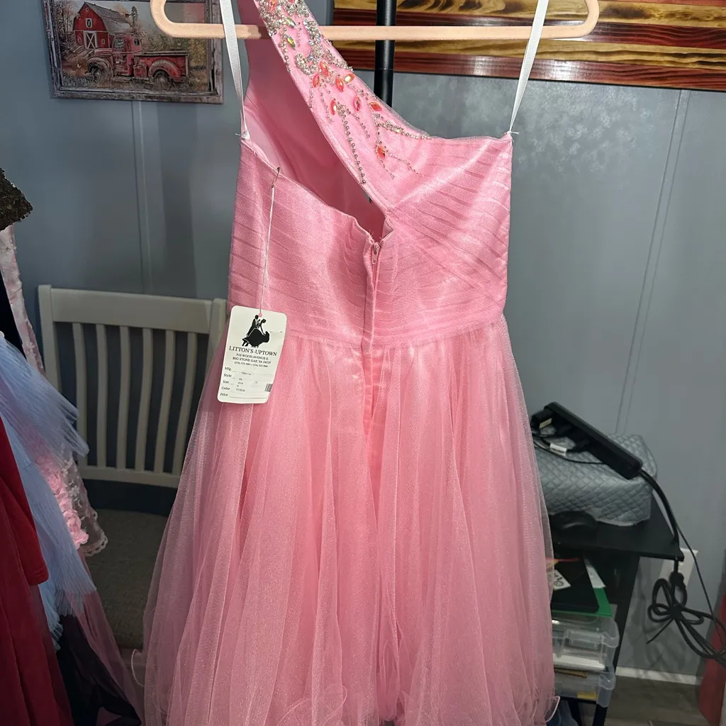 Pink Mini Hoco dress Size 6 - Image 2
