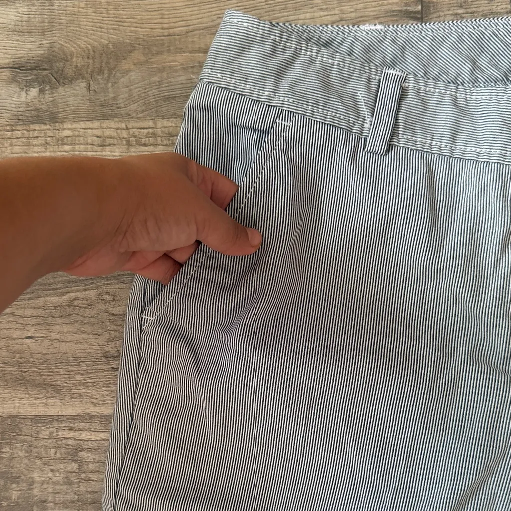 Lands' End Casual Shorts Size M Gray Size M - Image 3