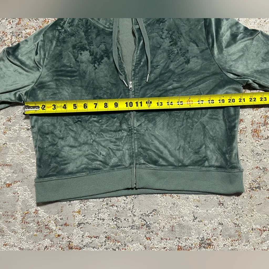 AERIE Dreamy Velour Cropped Hoodie green Size XL - Image 5