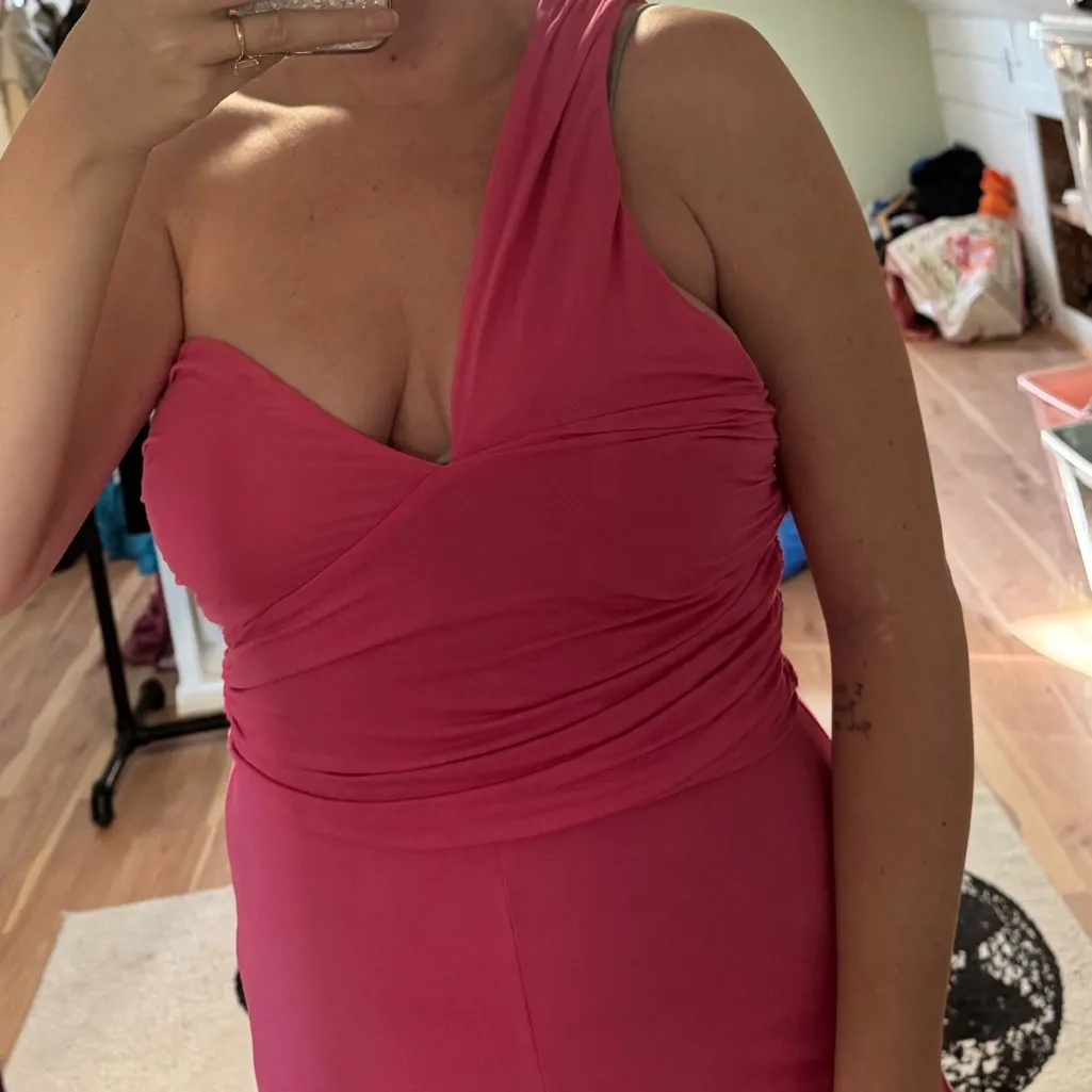 Lovers + Friends One Shoulder Jumpsuit - Image 4