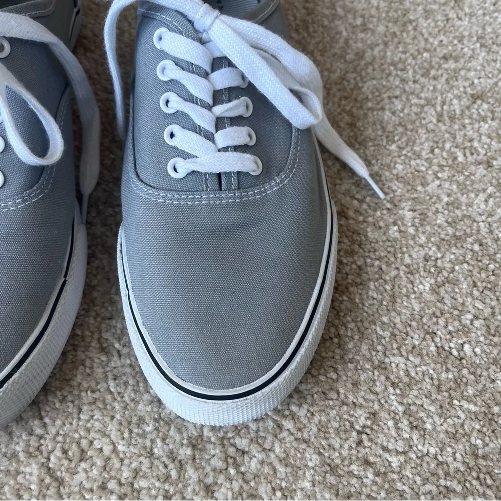 A New Day Canvas Shoe Size 9 - Image 4