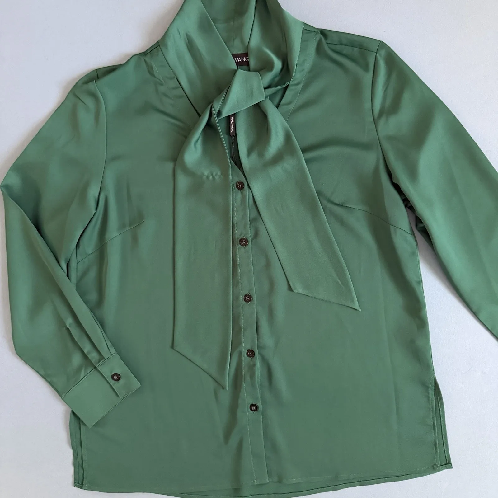 NWT Ming Wang Button Down Emerald Green Tie Long Sleeve Blouse - Image 4