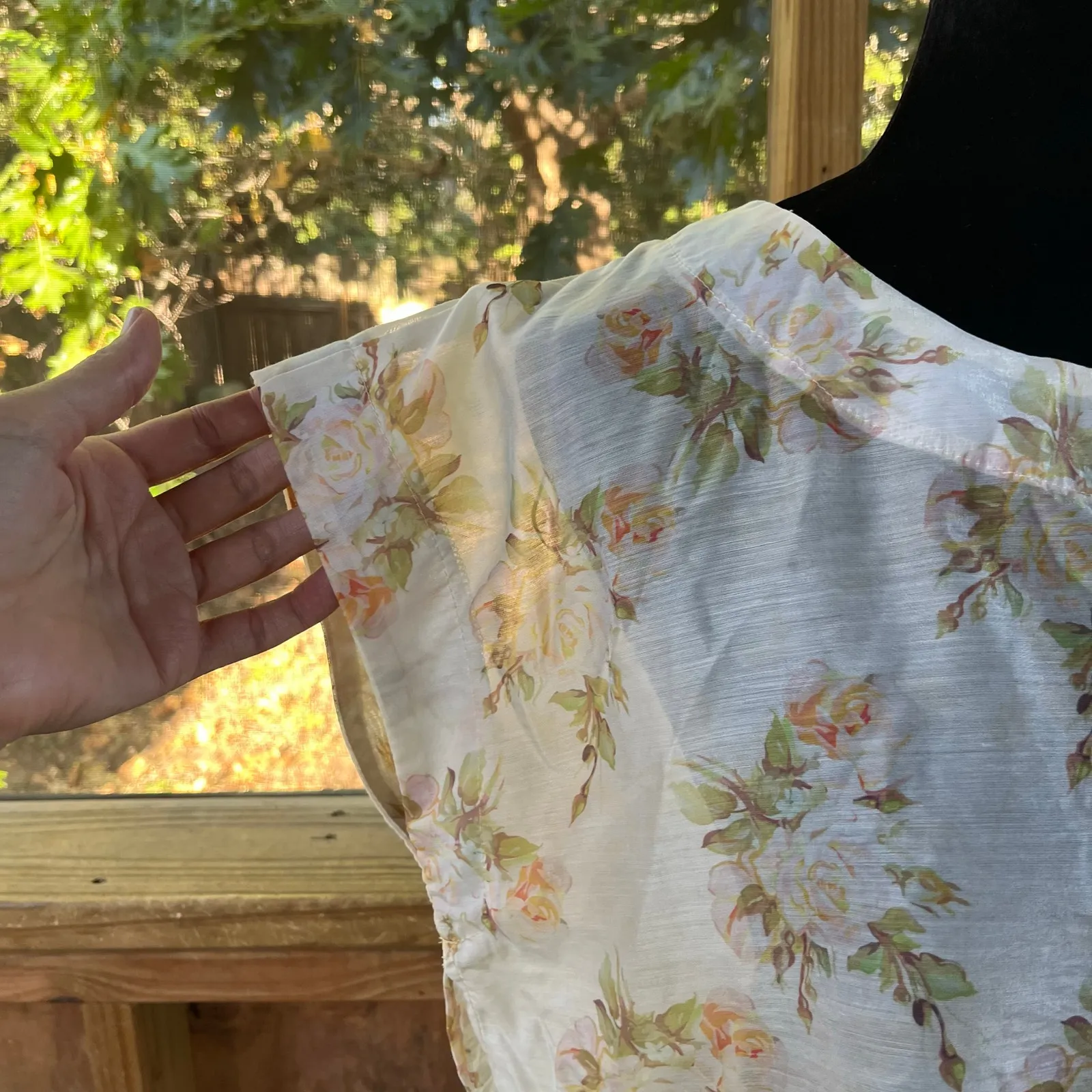 Mable Napheesa Floral Crop Top And Skirt Set Size M Size M - Image 9